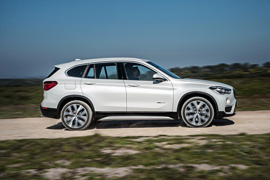  BMW X1 xDrive20d xLine (F48) 2015 года  (WW) (фото 37 из 59)